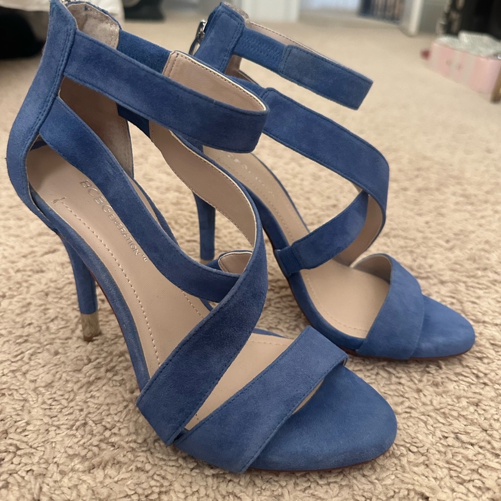 BCBGeneration Ivie Pump Spectrum Blue Heels